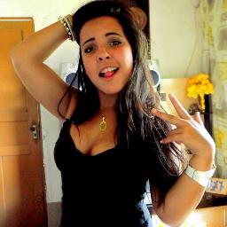 “Grandes almas sempre encontram forte oposição de mentes mediocres.”
http://t.co/KlVvBZNY