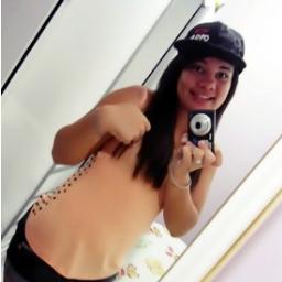 casada, nascida dia 15/04/94, 19 aninhos
Áriana,Doida,Alegre,Feia,Santista de Coração , só do http://t.co/XoCU6AZ6Vl