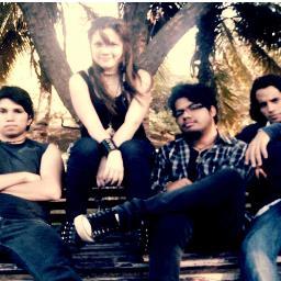 Banda de rock alternativo de la ciudad de Maracaibo, de un estilo musical con influencias de diversos géneros como rock, funk, reggae, punk, ska entre otros.