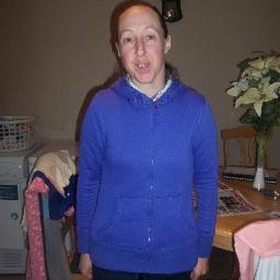 Heya my is michelle rochford and im from dublin and i hang around with afew friend so follow me