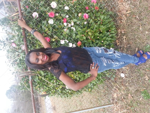 umm....my bio is none ya bidness...#foolow me back or keep it moving;)#TeamiKendre