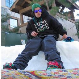 dirkdigglurr's profile picture. jus livin n shit. no fcks given. ever.