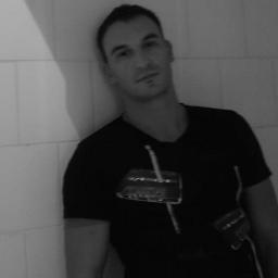 A musician    DJ&Producer at MAD2MAD   Base adict, house idiot,progressive baby, speaker raper, disturbing neighbours! 
https://t.co/jmhyWA107B