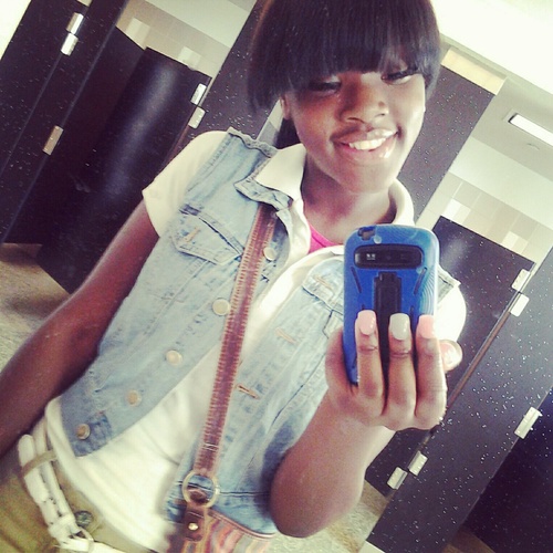 , $$$ , Dimondss & Pearls , fuuckk it jus follow meee , .