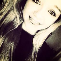 Dancer__Xx's profile picture. The perks of being a misfit.