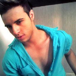 Estudante, Modelo ...
Segue ? no caminho te conto o resto ;]
