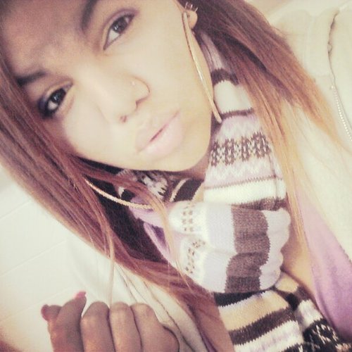 - Aye Bruh You See That Follow Button ? Mmhmm Id Tap That (; .. Follow My R.O.D @Louee_MyTweets FWM #SINGLE,#LightSkinned,#Sweetheart 3