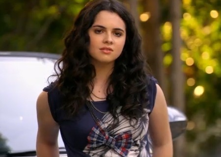 Hey, I'm Bay. I live with the Kennish's, but they're not my real parents. I'm a street artist. {Switched At Birth RP/ 18+/ Literate}