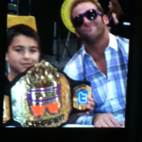 1st degree black belt in taekwondo and met zack ryder and brodus clay
I follow back