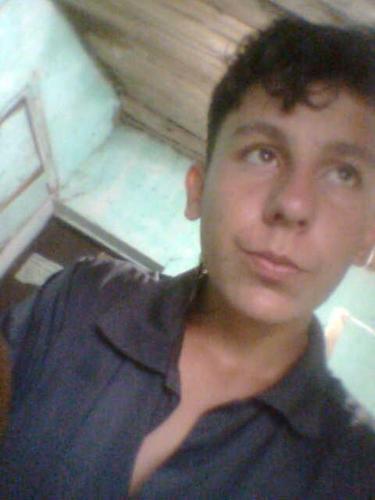 Pode falar o que quizer de mim, mas nao fala nenhuma coisa sobre minha familia, amgs e pessoas que admiro (y) ^^