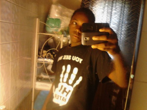 2cs5's profile picture. 