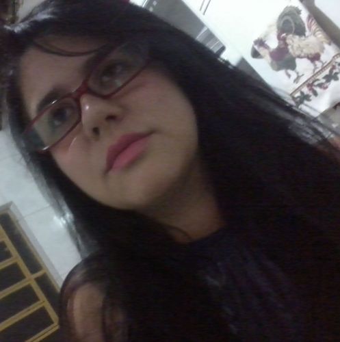 Sou como você me vê.
Posso ser leve como uma brisa ou forte como uma ventania,
Depende de quando e como você me vê passar.
Clarice Lispector