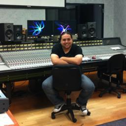 MUSICIAN/ARRANGER/PRODUCER/MARRIED insta➡️ @ariellopezfr @FusionRecords_  Face: @ariellopezfr @arieluruguay @fusionrecordsofficial Houston -Miami #arieluruguay