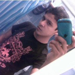 Me gusta hacer amistades :3 soy un poco cerio pero cuando agarro confianza puedo ser un amigo excelente :$$