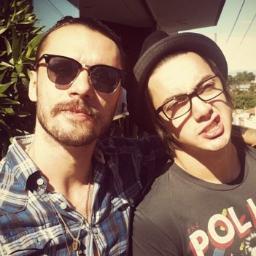 Mais um FC criado com muito amor e carinho por @Sou_Nexonada! Dedicado aos lindos @geerocha e @_filipe_fi ♥