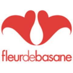 Fleur de basane est une marque française de mobilier qui conçoit et façonne des fauteuils haut de gamme en basane.