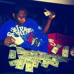 (TATTOOARTI$T)rapper #mobetta
 ynh
rugglelife
Gemini♊️
Best father ever
anything you got my $hit MOBETTA
shaistackz@yahoo.com