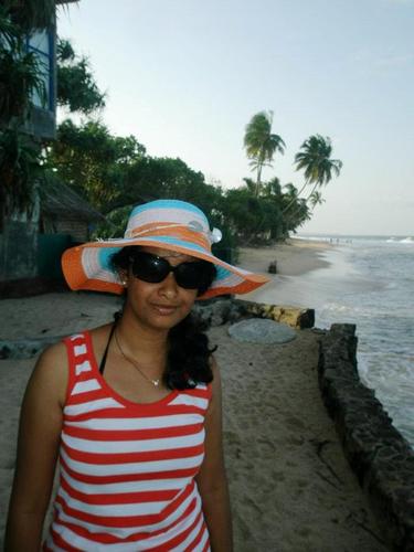 m sneha :)