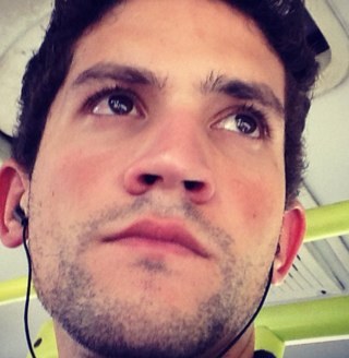 Meu coração exulta num assunto muito bom,
Vou recitar minha composição ao Rei,
Pois minha língua é como a caneta de um escritor.