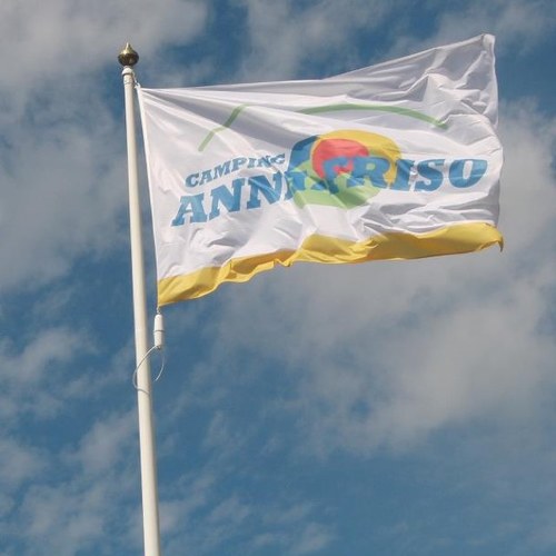 Camping Anna-Friso is een gezellige familiecamping direkt gelegen aan de Oosterschelde.