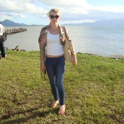 beatriz88790221's profile picture. 