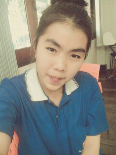 I'm nan'z.           I'm not single.♥.                                  I'm age is 18 years.                               PinBB--281239D1.