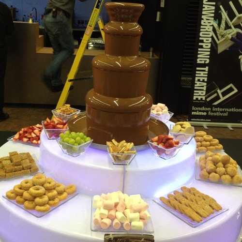 Add a touch of class to your event with a chocolate fountain, many celebs use us because we are the best!!!