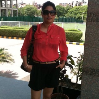 preetykhera's profile picture. Businesswoman, Mother, Wife. Basically SUPERWOMAN