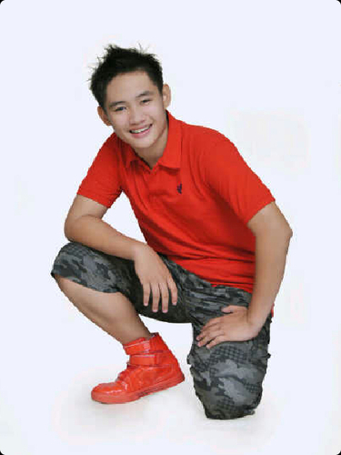 First Official Fanbase. Followed Back by @David_yuliandi . We Heart You @david_yuliandi. we are Thedavers!