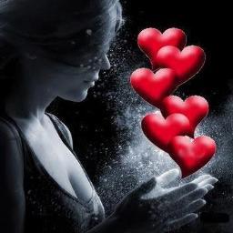 RaroSentimento's profile picture. Senhor, segure na minha mão e não me deixe desistir.