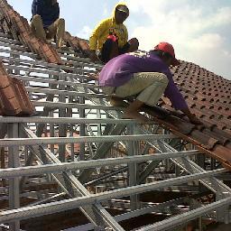 jasa tukang bangunan terima panggilan renovasi rumah/bangun baru hubungi bpk parhan telfon:02194771594/hp:08159378022 tks.