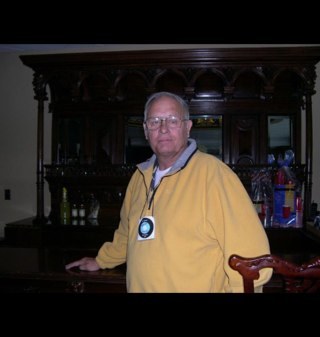 retired Army, Steel artist, facebook : James Russell Young , Flicker : Instagram: https://t.co/1ZJnbb3YLV https://t.co/IXaC0ZV1E1