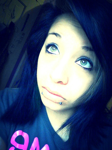 Hola.! *Hispanic* Status:Taken* AND I FOLLOW BACK 100%