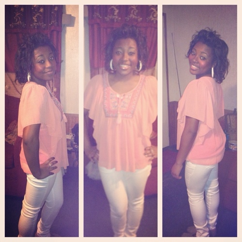 regular girl! I'm me(: follow, and I'll lead! ✌