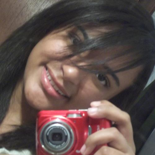 Paz e Amor
é o que eu quero pra nós
E que nada nesse mundo cale a nossa voz

http://t.co/fQzqhs3p