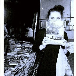 Nettyku's profile picture. 