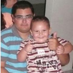 Sou Evangelico, tenho 16 anos, sou músico, enfim, Filho de Deus !!
