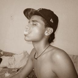 17.Futbolito a morir, Beber, Joder, Difrutar Ser feliz, Humilded, Marcando la diferencia desde 1955. Comerr mucho y un vainero mas.Tratame bien y te trato bien♥