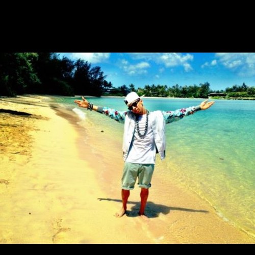 Follow and i will follow back 3