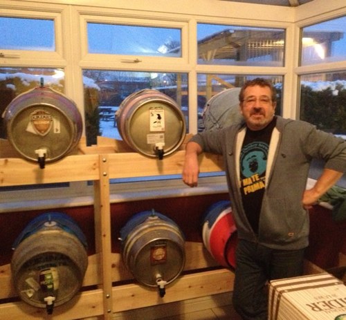 Real Pub selling quality Real Ales & Ciders. Beer Festival 23rd-25th Oct 
Unwin Rd, Sutton-In-Ashfield, NG17 4NB