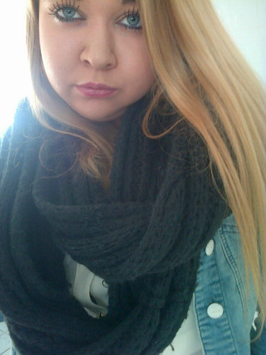 xwietskeee's profile picture. 29FAB7F6 ♥ | live your life.