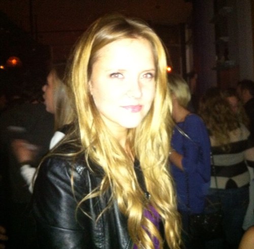 MaryKPr's profile picture. Recovering alliteration addict working with words @northstrategic