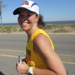 I love to run, eat and travel and you'll often find me tweeting about running, eating or traveling.