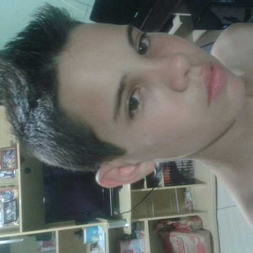 Eu sou o @garotoperry1