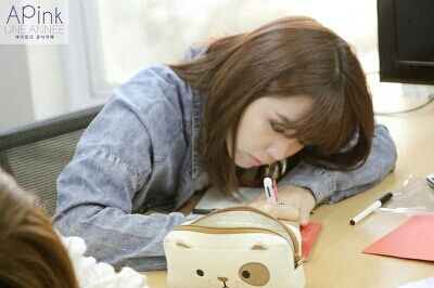 @b_Apinkjej93 유저 / 톡 ; belzzi