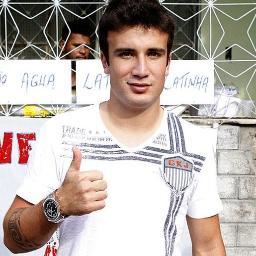 FC dedicado ao @lucassouza92 Jogador profissional do C.R Flamengo.
Since: 19/06/2012