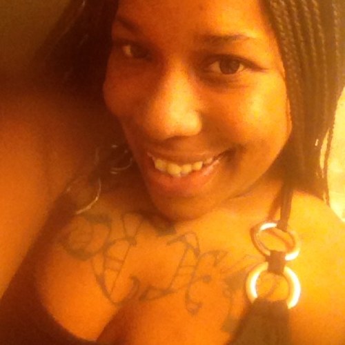 prettycindy_215's profile picture. 