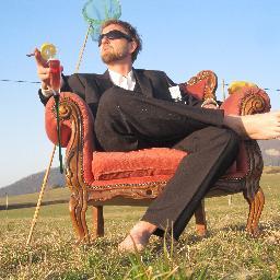 CooperLevis's profile picture. Souvenir d'un début ? Claire voyance du fin ? Alors, pourquoi en faire une histoire ?