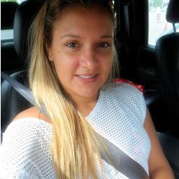Ariana, amiga, preguiçosa, apaixonada pela vida !
http://t.co/741qosIi
Sigam me os bons ..