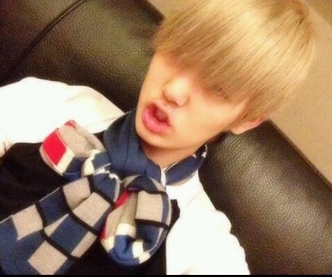 ♥♪ßäρ~ZeLo_εїз~((ป่วน³))หล่อหื่น วิงค์ๆ[-,.-]*ผมน่ะใสๆนะ~ไม่เชื่อหรอ...งั้นก็ไม่ต้องเชื่อ-0- B.A.P♥1/1/13~